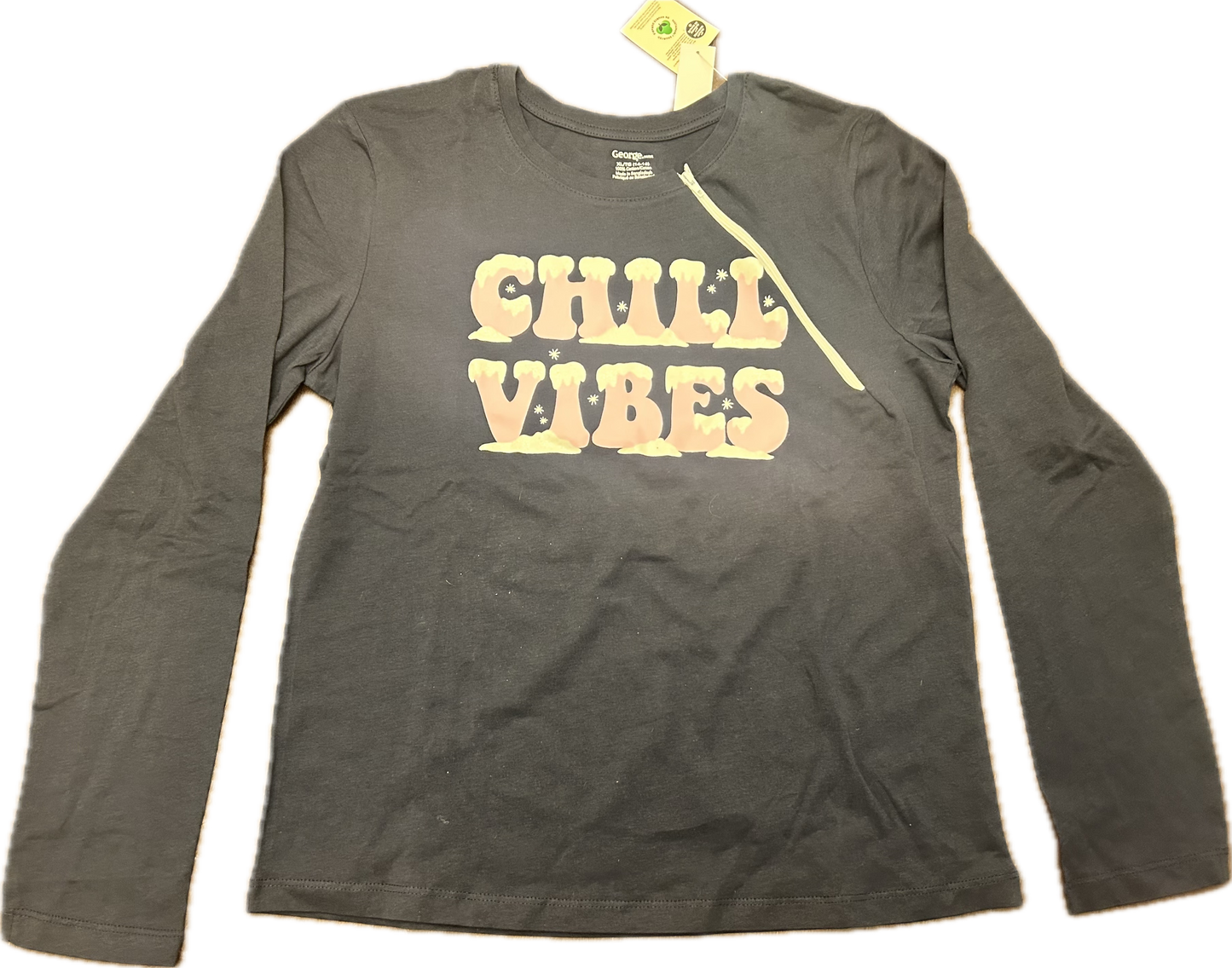 RIGHT ZIPPER Chill Vibes Size 14-16