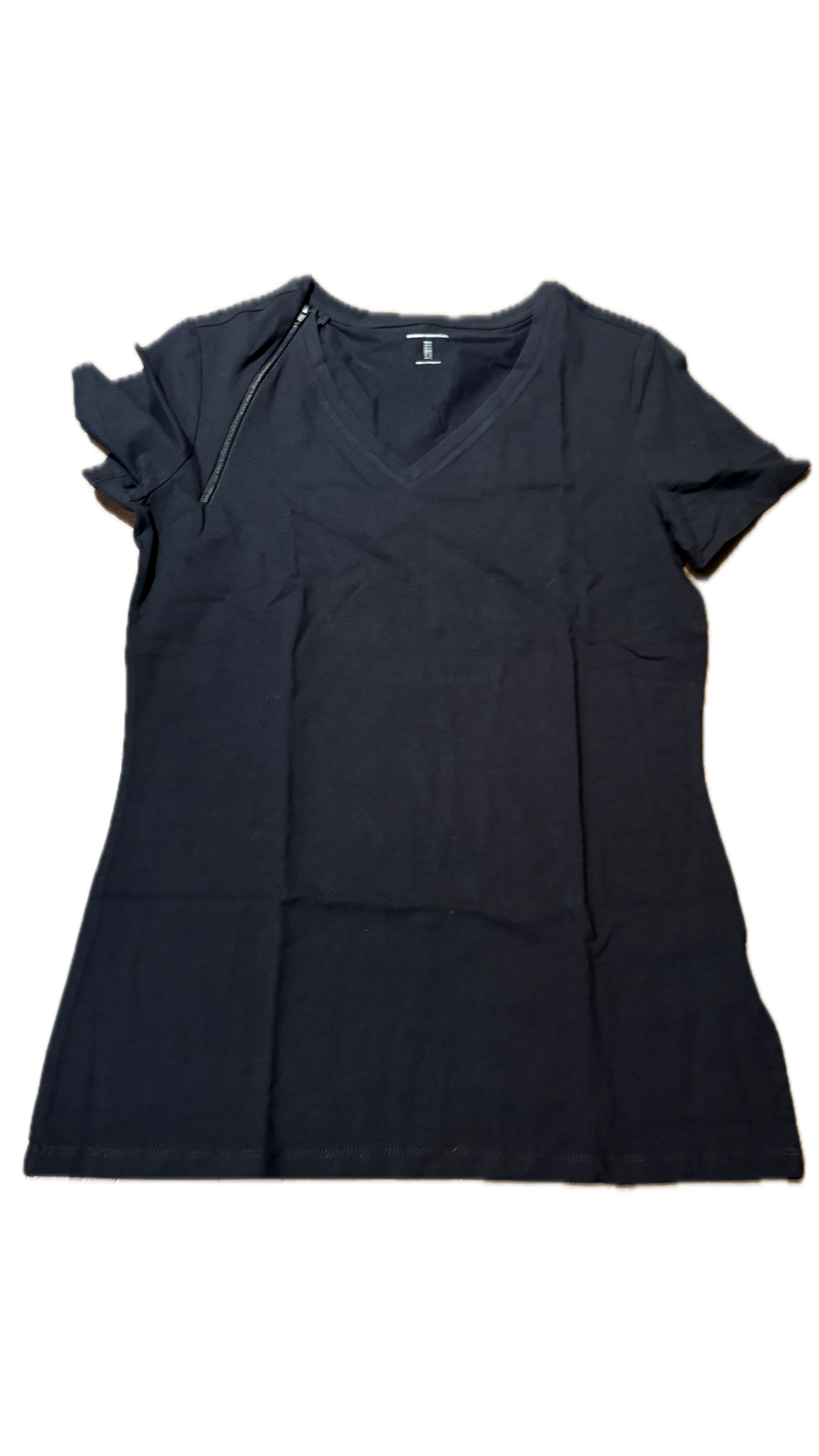 RIGHT ZIPPER Black VNeck